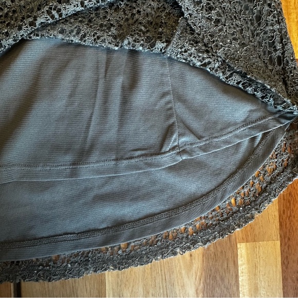 Chico's Muted‎ Green Lace Knit Women's Top size 1 - Picture 8 of 13